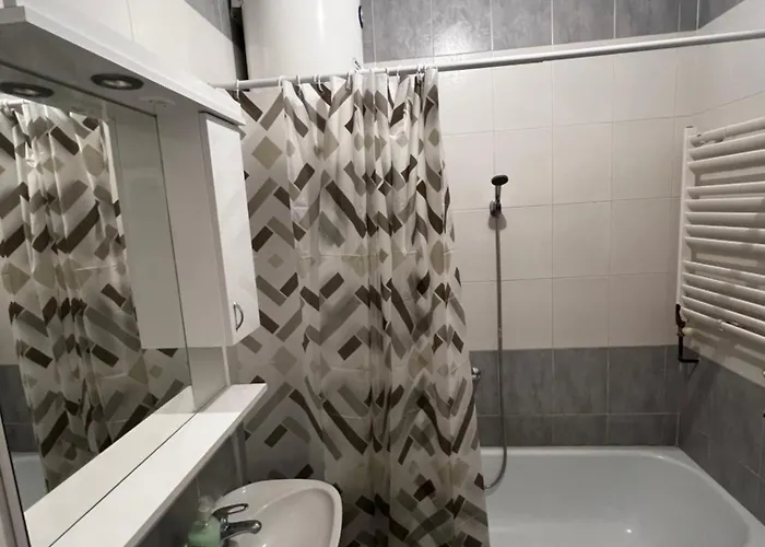 Apartament Biser 4 *